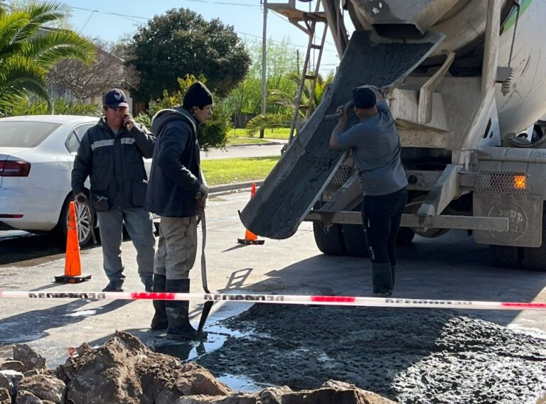 Siguen los trabajos de bacheo en distintos puntos de la ciudad
