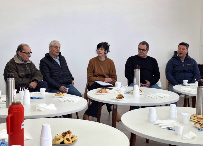 Encuentro con industriales nuevejulienses en el Día de la Industria