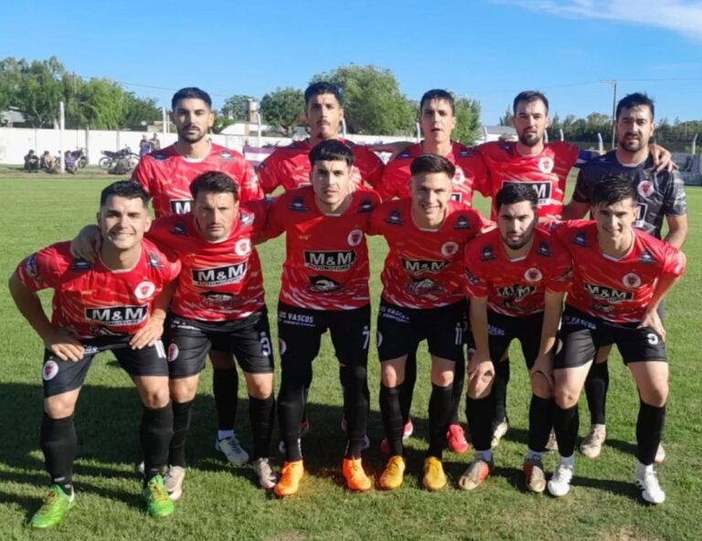 Atlético Naón disfruta de la punta que esta tarde puede cambiar