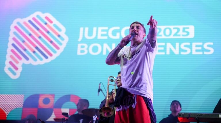 Multitudinaria fiesta de cierre de los Juegos Bonerenses