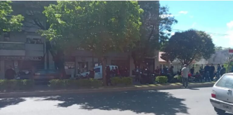 Violento enfrentamiento entre los Angeles del Infierno en La Plata