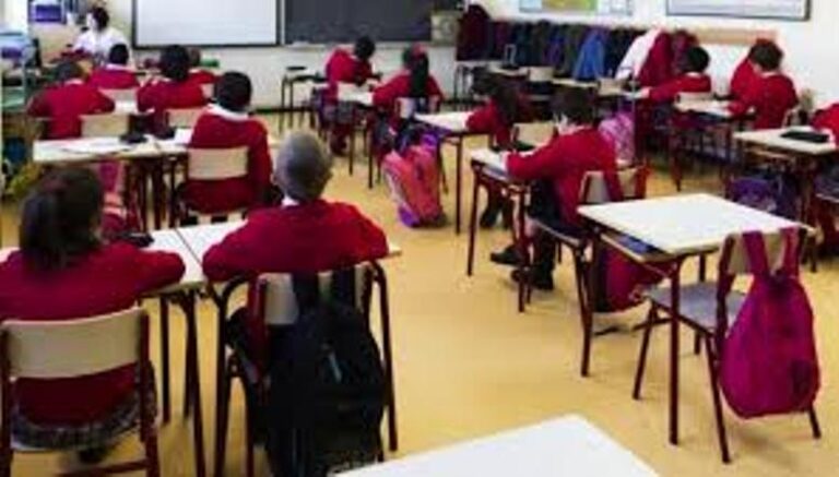 Escuelas privadas: última semana para adherir al plan de pagos por regularización de deudas previsionales