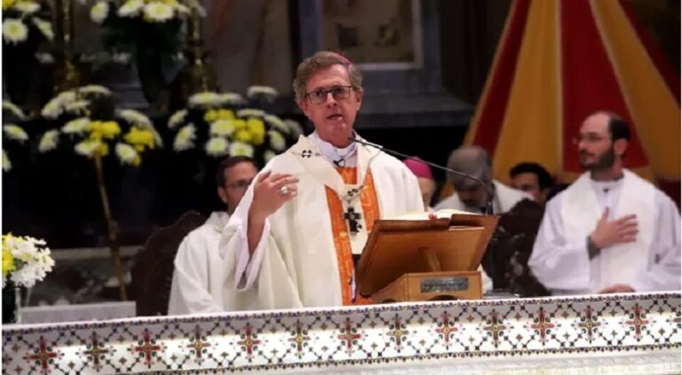 Jorge García Cuerva condenó la violencia y la exclusión social en la misa de la Peregrinación a Luján