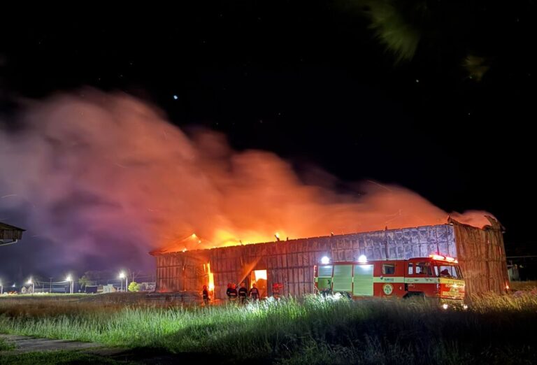 La Biblioteca Popular “Armonía Gago de Schejtman” y el Museo de Facundo Quiroga expresaron su preocupación por el incendio en el predio del Ferrocarril