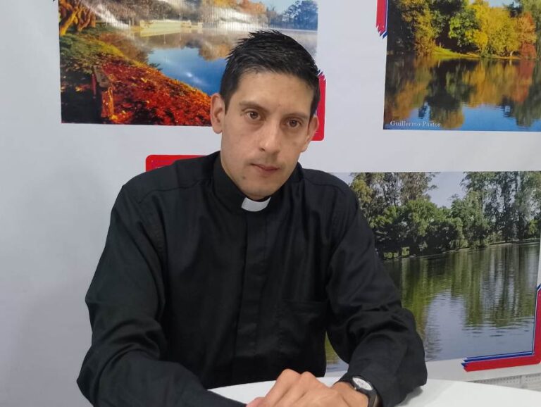 El Padre Juan Miguel Carreras convoca a las celebraciones de Todos los Santos y los Difuntos