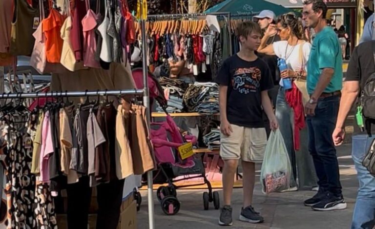 Ecos del Paseo de Compras: más de 100 comercios y 10 mil visitantes