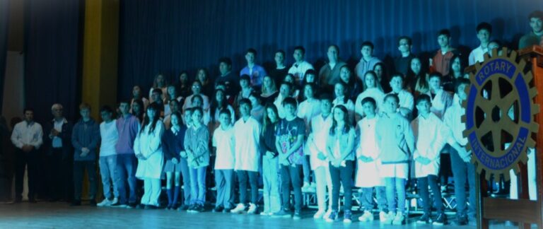 Rotary Club Nueve de Julio entrega certificados y reconocimientos a los “Mejor Compañero” de todas las escuelas de la ciudad