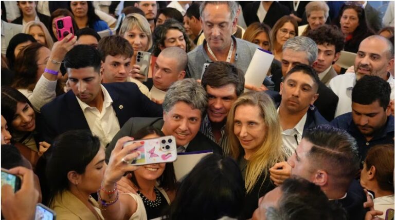 La Libertad Avanza realizó un seminario en Mar del Plata y reunió a su dirigencia bonaerense para trazar la agenda legislativa 2026