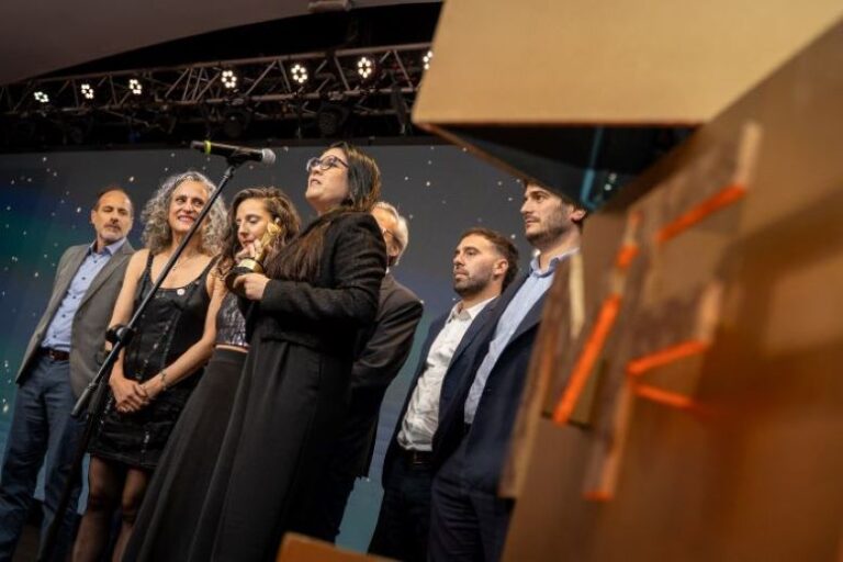 El Ministerio de Salud bonaerense recibió el Martín Fierro de Salud 2025 por su trabajo integral en políticas sanitarias