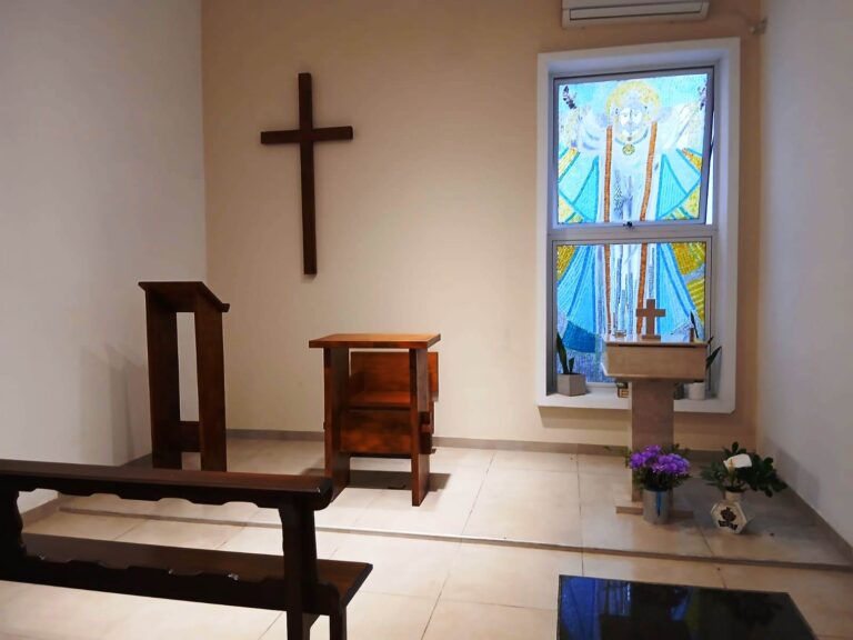 Cumple siete años el Cinerario “Padre de las Misericordias”: un lugar de esperanza y memoria que continúa recibiendo cenizas