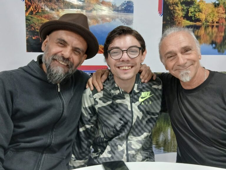 ‘Instantánea’: una obra de danza, teatro y amor que conquista al público local”