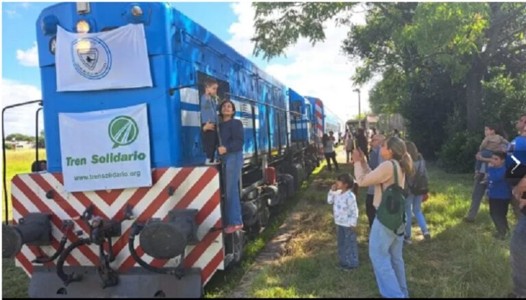 Emoción y solidaridad con la llegada del Tren Solidario a Bolívar