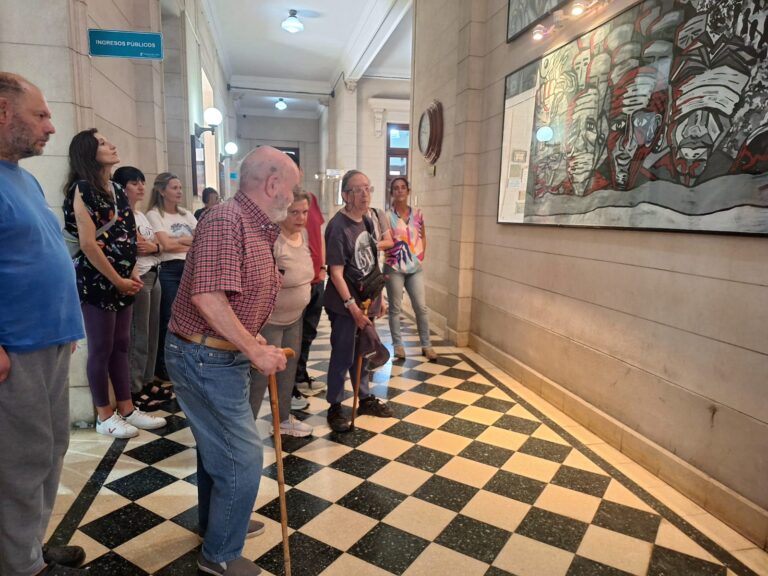 Visita al Palacio Municipal del Grupo “Girados de Ilusión”