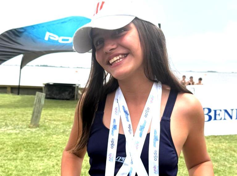 Teresita Silvera, nadadora de 9 de Julio, segunda en la Maratón Acuática de Junín