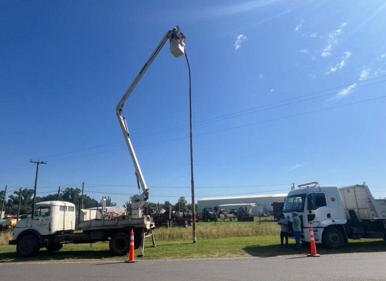 Por seguridad vial María José Gentile impulsó luminarias en el cruce de Rutas 5 y 65