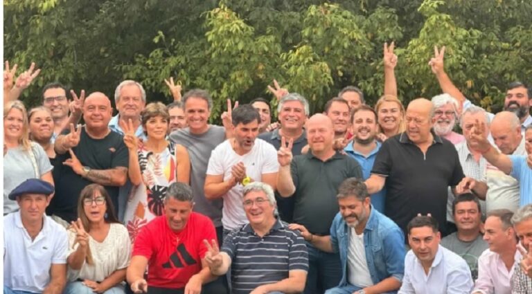 El Movimiento Derecho al Futuro se reúne en Los Cardales para fortalecer el liderazgo de Kicillof