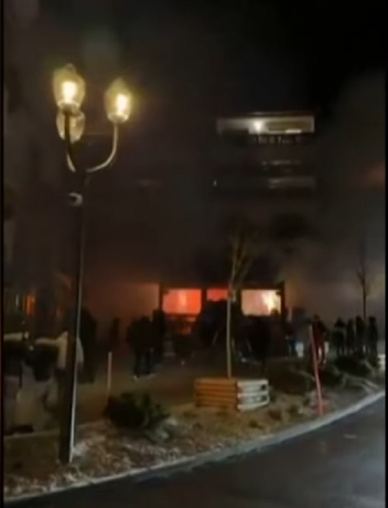 Unas 47 personas murieron y al menos 115 resultaron heridas en un incendio devastador ocurrido en la estación de esquí de Crans-Montana, Suiza