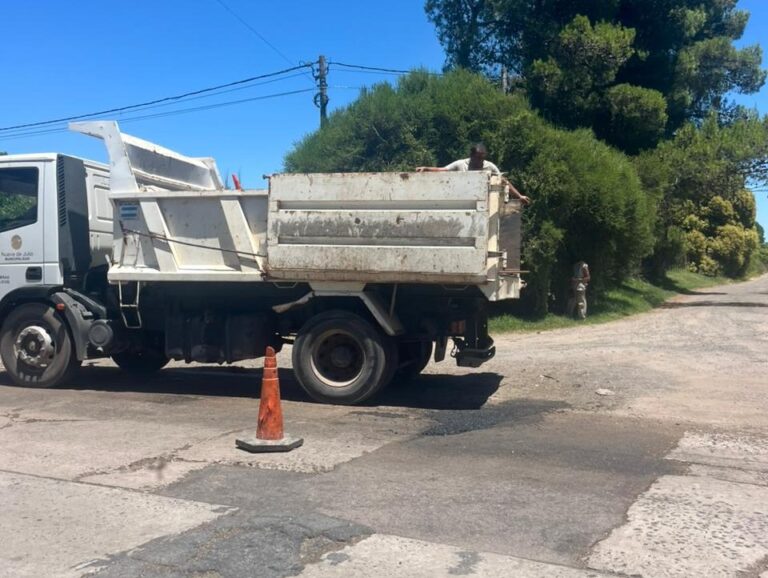 Se realizan trabajos de bacheo en diferentes zonas de la Ciudad