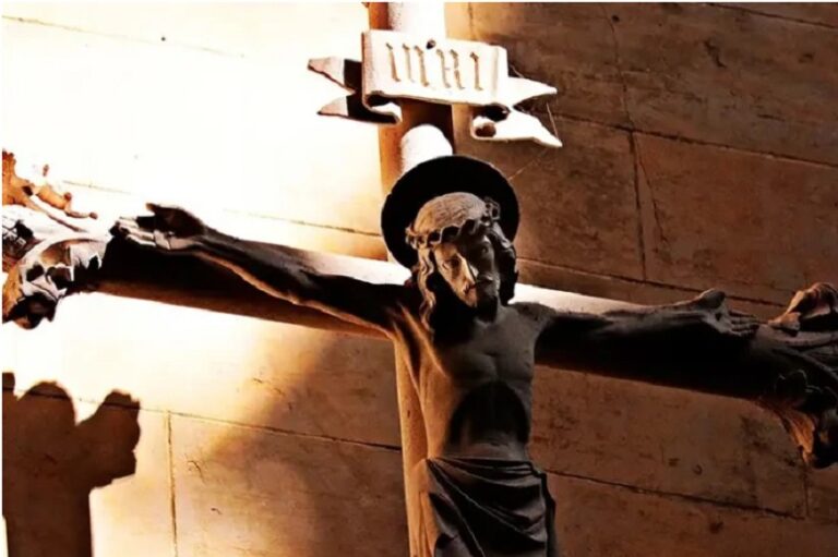La persecución a los cristianos alcanza cifras alarmantes: 4.849 asesinados en 2024-2025