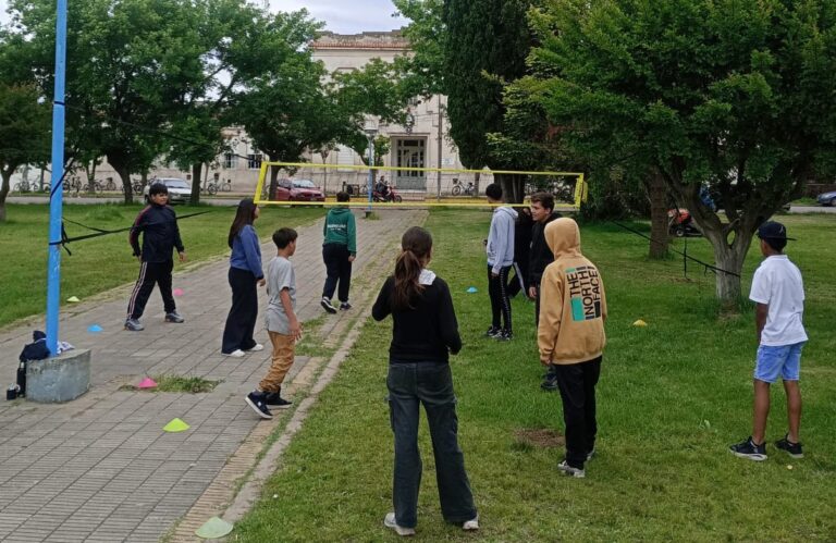 Envión arrancó el año con deportes, ludoteca y circo
