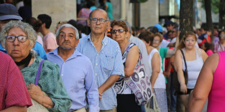 Informe CEPA: Impacto del DNU 274/2024 en la Movilidad Previsional: Un Análisis Comparado con la Ley 27.609 de 2021