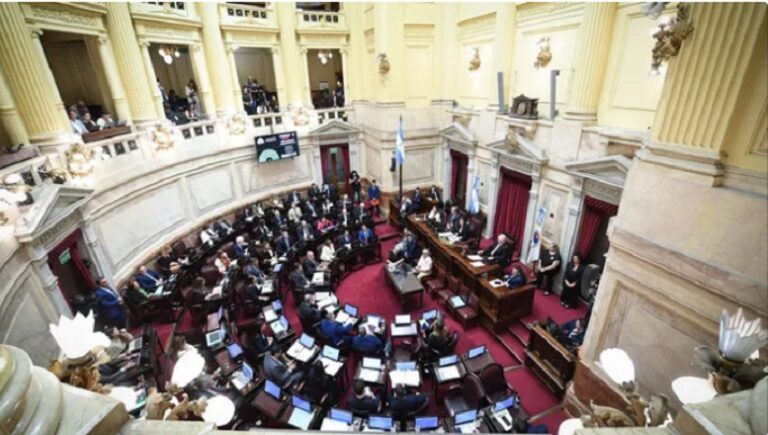 El Senado aprobó la reforma laboral y ahora el gobierno la hará ley