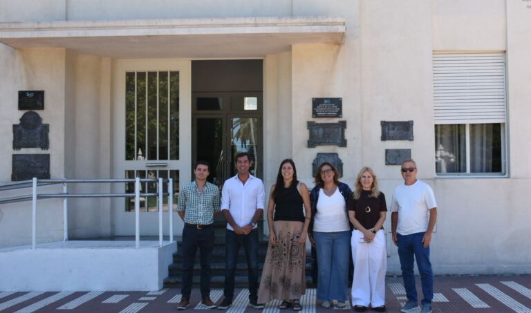 El nuevo bloque UCR recorrió intendencias de la provincia