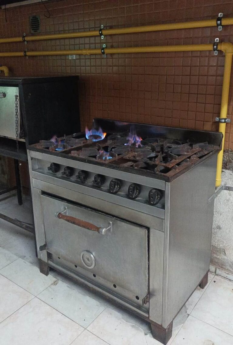 Finalizó la obra de renovación del sistema de gas en la Escuela Primaria N° 50