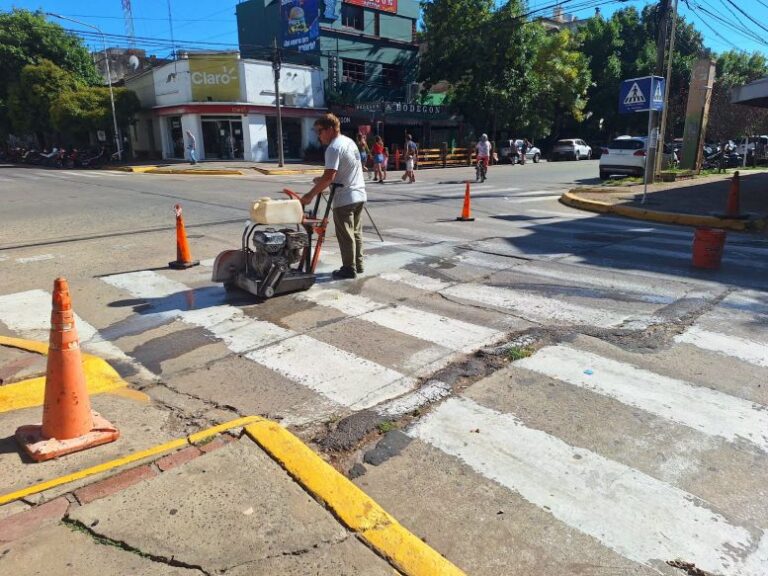 Siguen las obras de bacheo en la ciudad
