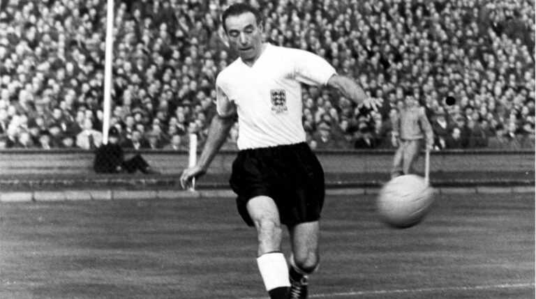 A 26 años de la muerte de Stanley Matthews, leyenda del fútbol mundial que nunca fue expulsado