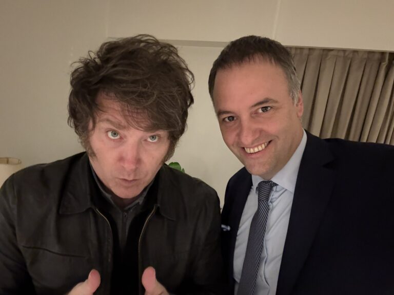 Cartas Abiertas al Jefe de Gabinete Manuel Adorni y al Presidente Javier Milei