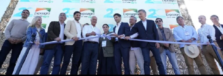 Macri y Pullaro destacaron al agro como motor económico y reclaman alivio impositivo