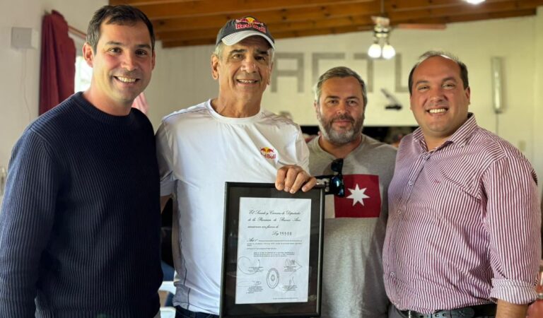En Trenque Lauquen distinguieron al piloto Jorge Malatini como personalidad destacada de la Provincia