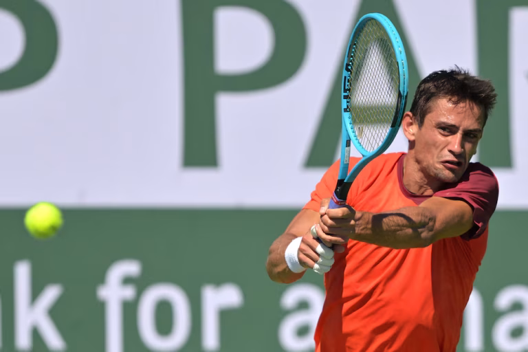 Mariano Navone sigue en racha y se instala entre los ocho mejores en República Dominicana