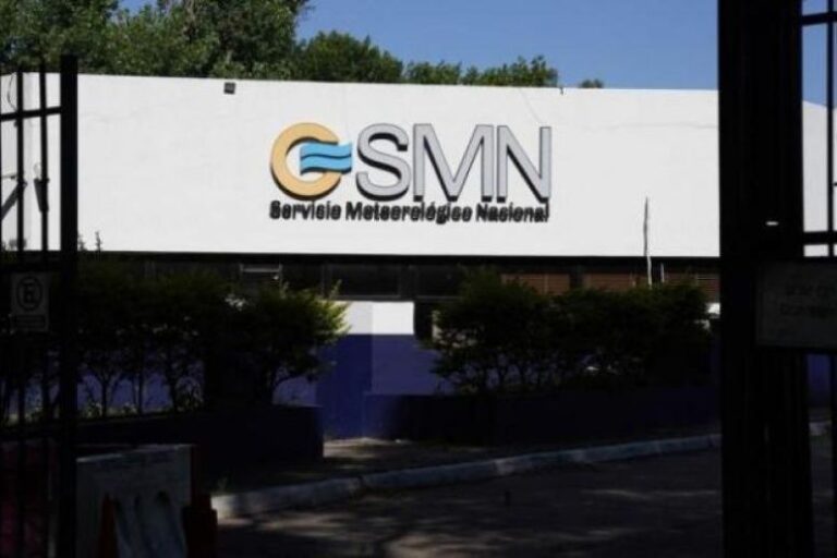 Alerta por despidos masivos en el Servicio Meteorológico Nacional