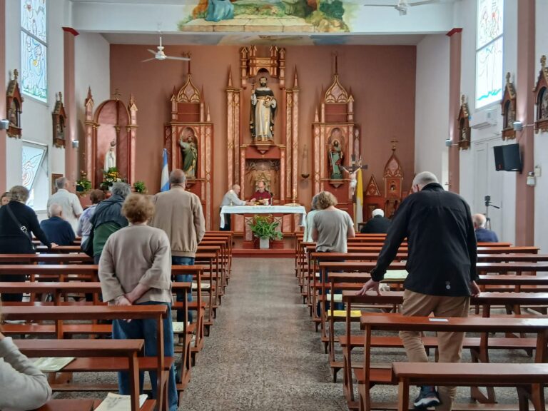 Padre Daniel Camagna:’La fe no siempre elimina las dificultades, pero ofrece la fuerza y la paciencia para llegar a la tierra prometida”
