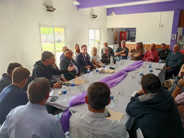 Gabriel Katopodis encabezó un encuentro con cooperativas en Facundo Quiroga