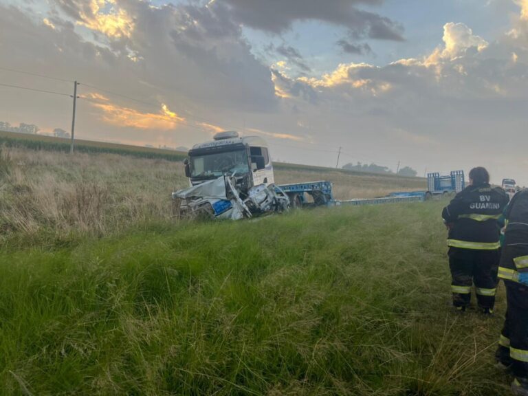 Tragedia en la Ruta 33: tres muertos tras un violento choque cerca de Guaminí