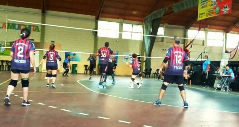 Se reinicia la actividad oficial de Córdoba tras el fallecimiento de Raúl Vélez