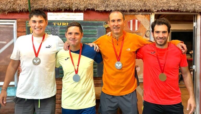 Finalizó el torneo de dobles en el Club Atlético tras tres semanas de competencia