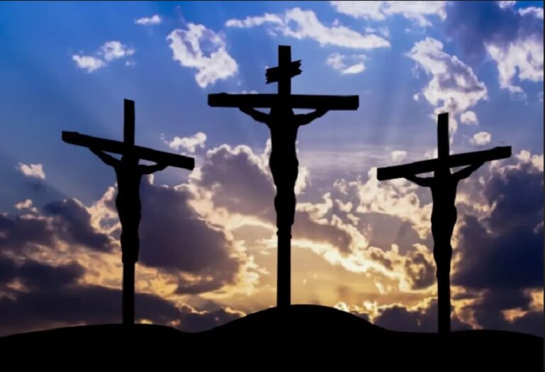 Viernes Santo: el día que moviliza al mundo entre el silencio y la fe