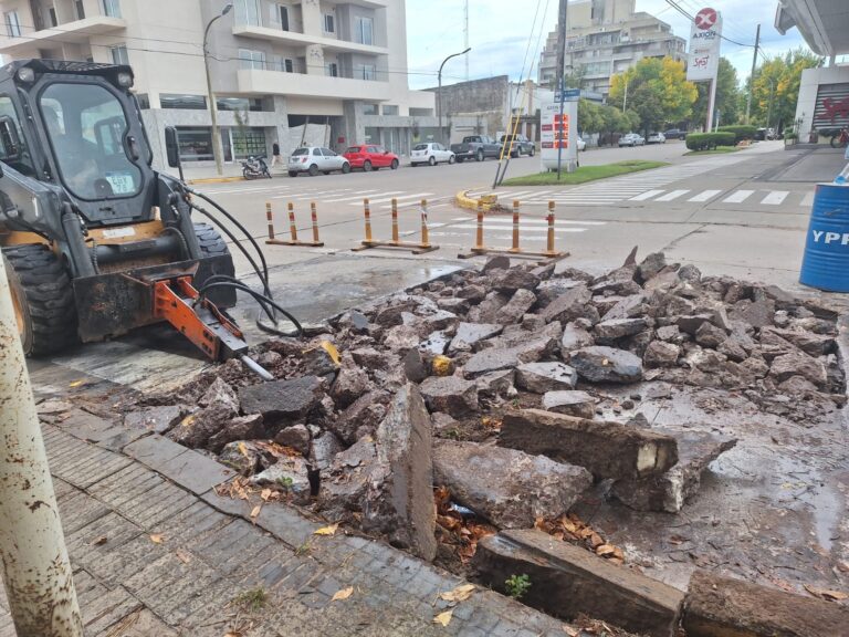 Avanzan las obras de bacheo en zona céntrica