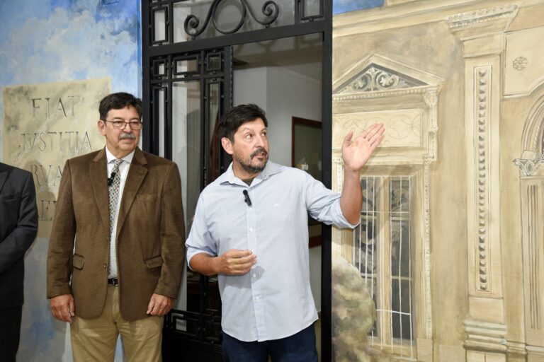 El Consejo Superior del Colegio de Abogados bonaerense se reunió en Trenque Lauquen y se inauguró un mural histórico