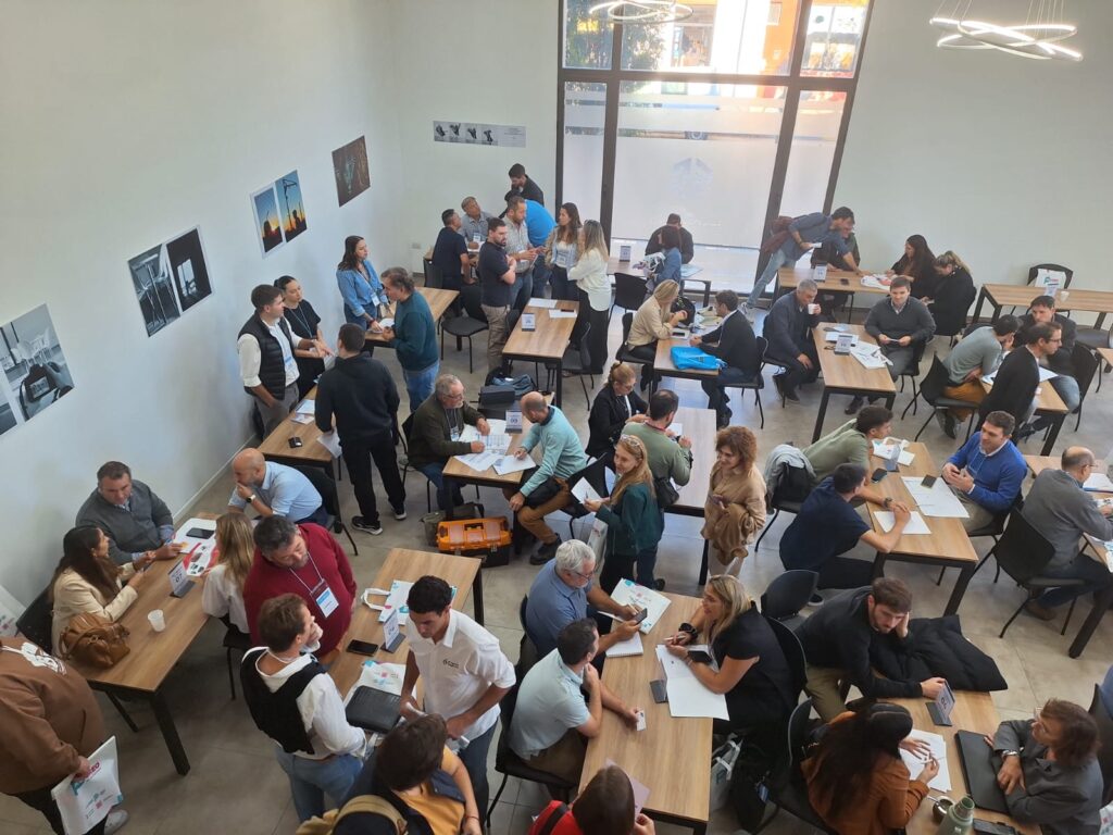 Con más de 170 empresas, la Ronda de Negocios de Nueve de Julio fue un ...