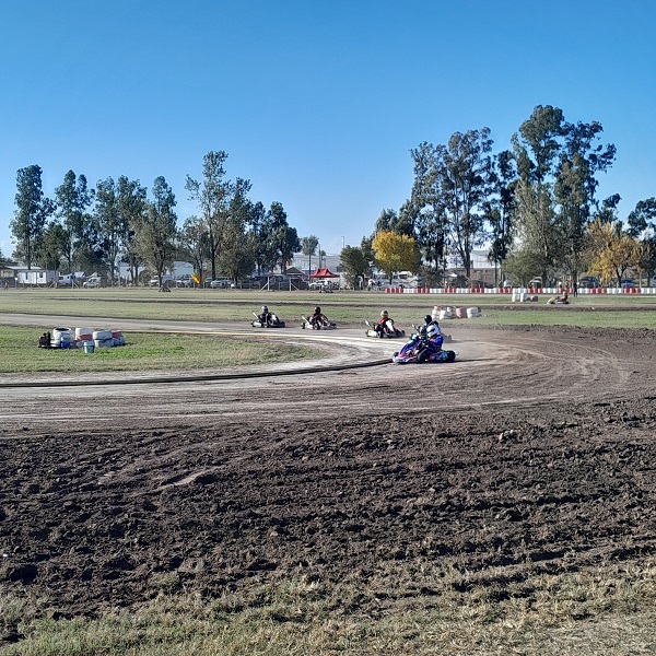 Mayo acelera a fondo en el Autódromo de Nueve de Julio: karting, picadas, Glorias del TC y Turismo Promocional