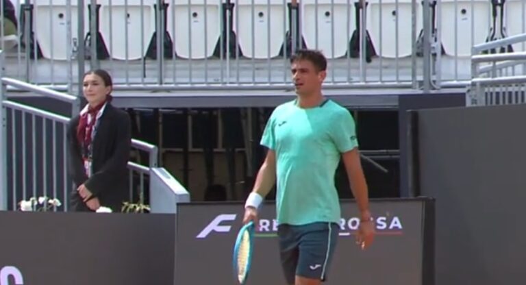 Mariano Navone va por otro buen resultado en Roma: enfrenta al serbio Medjedovic por un lugar en octavos