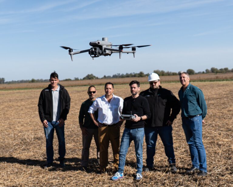 La Cooperativa Eléctrica de Gral Viamonte incorporó un drone de última generación con inteligencia artificial para controlar líneas eléctricas