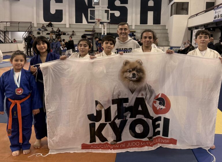 El judo nuevejuliense sigue creciendo a paso firme y sumó nuevos podios en Rosario
