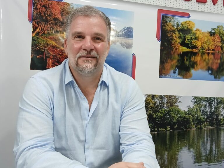 Sebastián Malis: “No porque no gobernemos vamos a dejar de aportar” a la entrega de cascos y capacitación vial que llega a San Cayetano