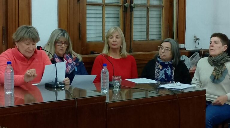 Jubilados municipales reclamaron la correcta liquidación de haberes y adviertieron sobre una fuerte pérdida de ingresos